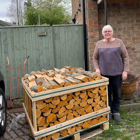 Kiln Dried Logs Small Crate customer delivery photo
